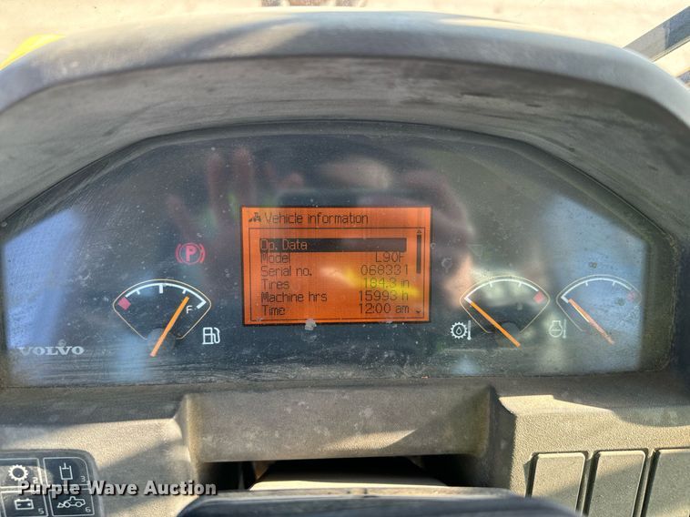 image for item DQ6712 2007 Volvo L90F wheel loader