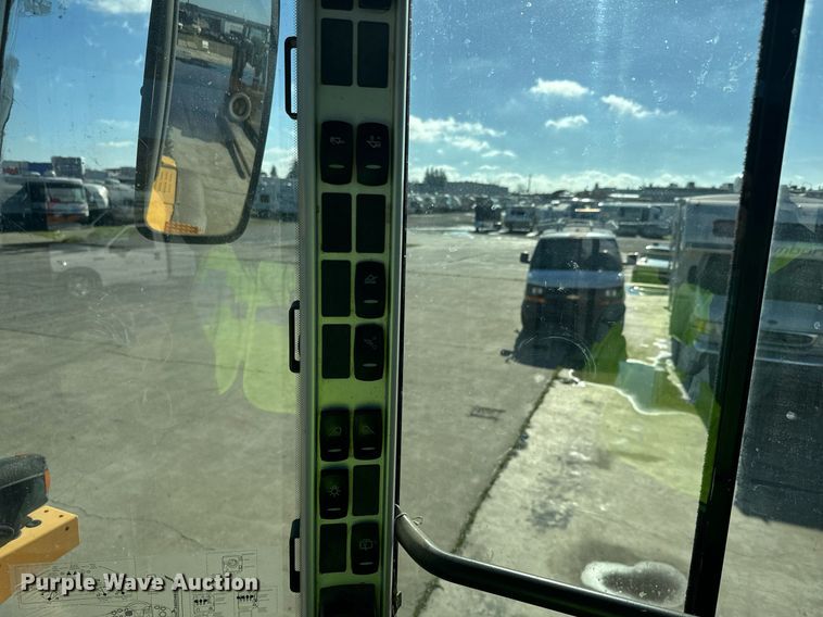 image for item DQ6712 2007 Volvo L90F wheel loader