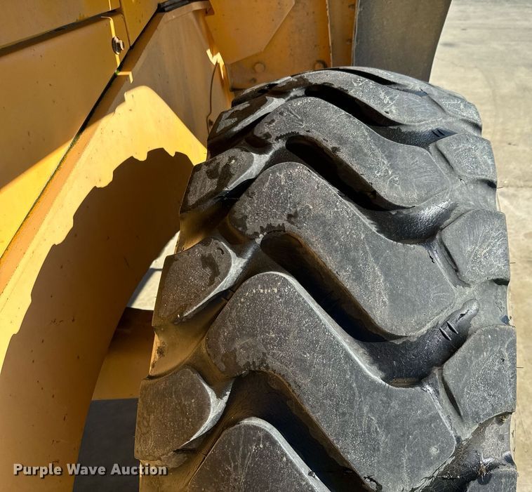image for item DQ6712 2007 Volvo L90F wheel loader