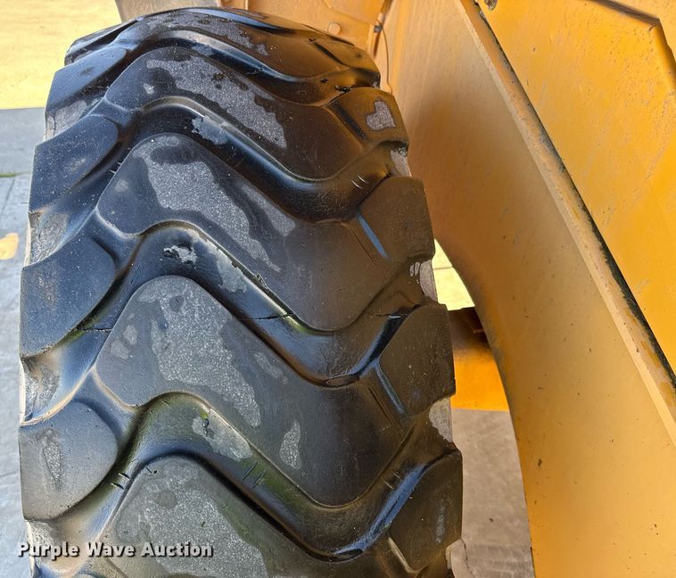 image for item DQ6712 2007 Volvo L90F wheel loader