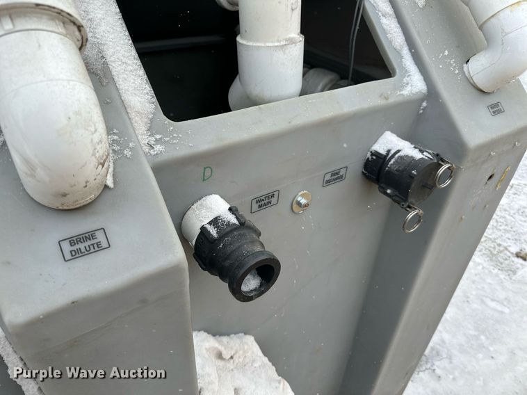 image for item DQ7413 2016 Varitech  SB600 salt brine production system