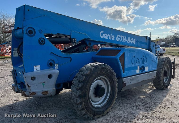 image for item DS2876 2014 Genie GTH-844 telehandler