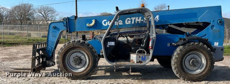 image for item DS2876 2014 Genie GTH-844 telehandler