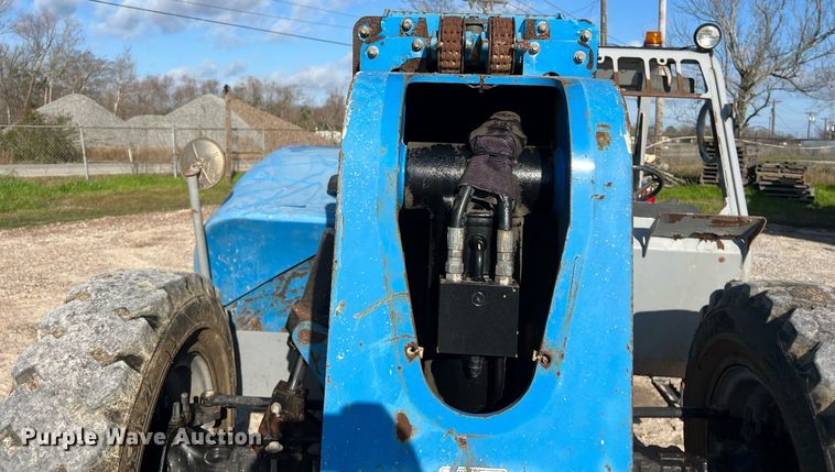 image for item DS2876 2014 Genie GTH-844 telehandler