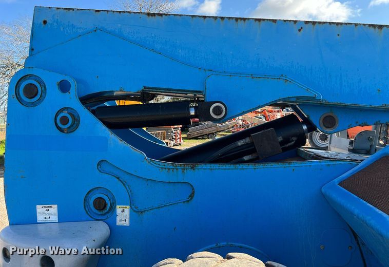 image for item DS2876 2014 Genie GTH-844 telehandler