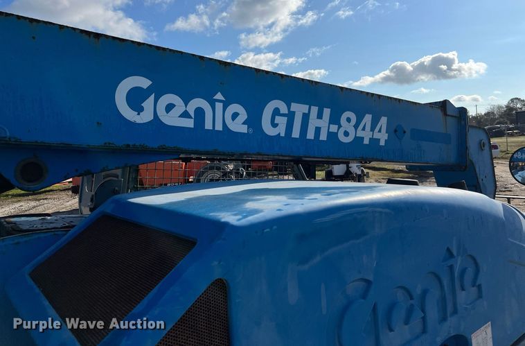 image for item DS2876 2014 Genie GTH-844 telehandler