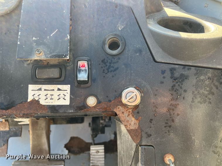 image for item DS2876 2014 Genie GTH-844 telehandler