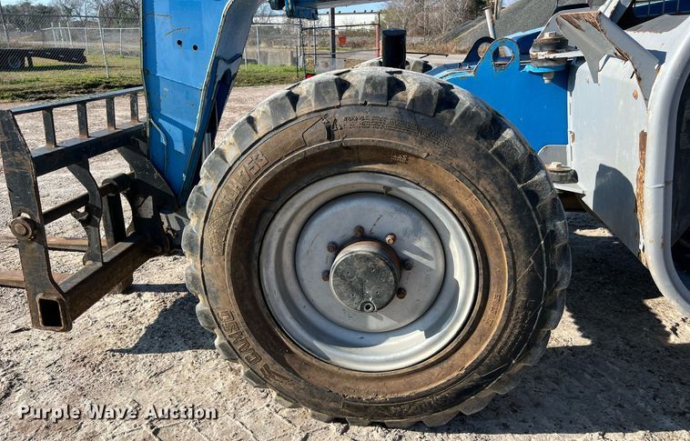 image for item DS2876 2014 Genie GTH-844 telehandler