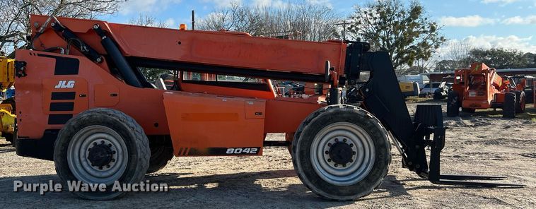 image for item DS2877 2017 JLG 8042 telehandler