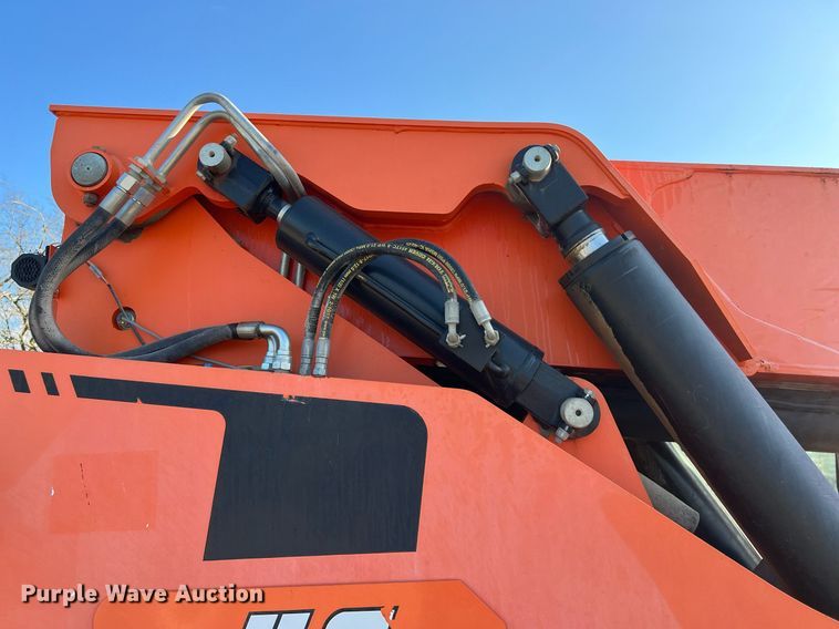 image for item DS2877 2017 JLG 8042 telehandler