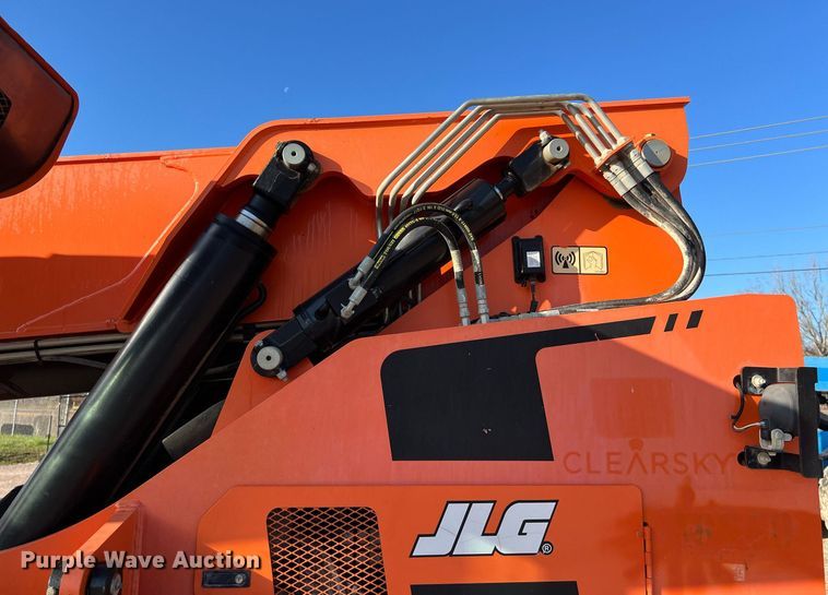 image for item DS2877 2017 JLG 8042 telehandler