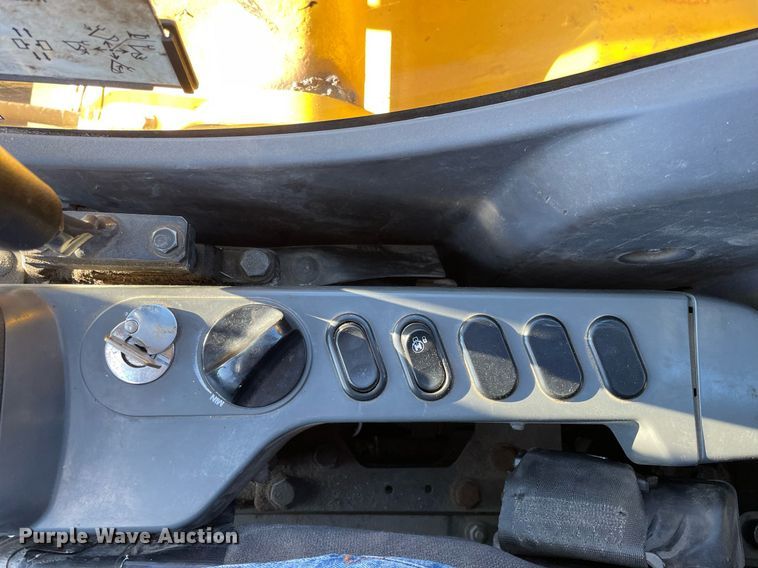 image for item DS5398 2018 Komatsu  PC138USLC-11 excavator