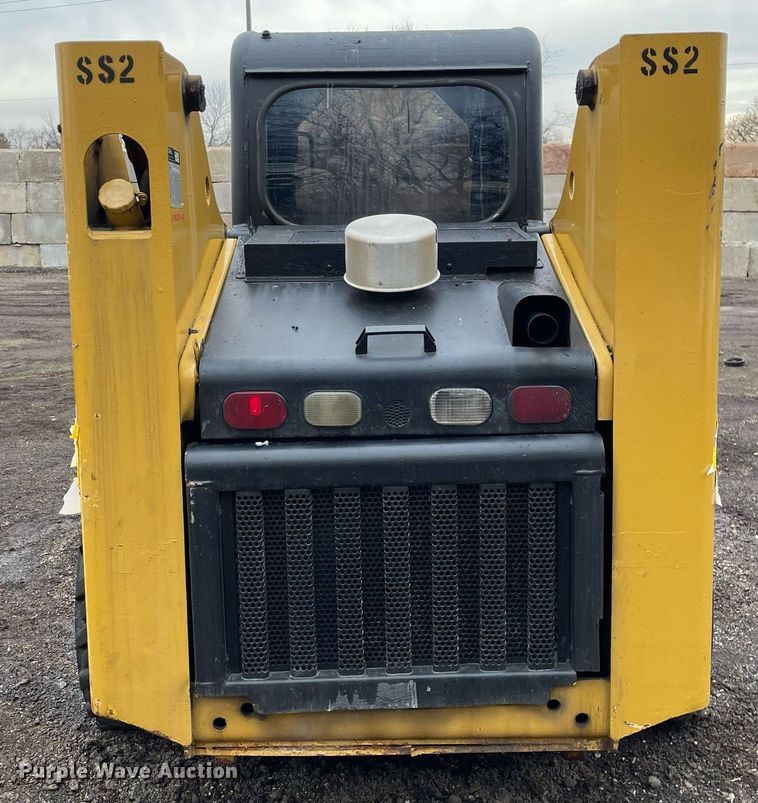 image for item DS5416 2007 Gehl 6640 skid steer loader