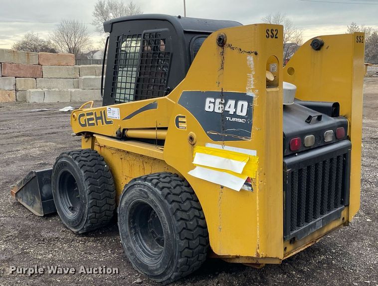 image for item DS5416 2007 Gehl 6640 skid steer loader
