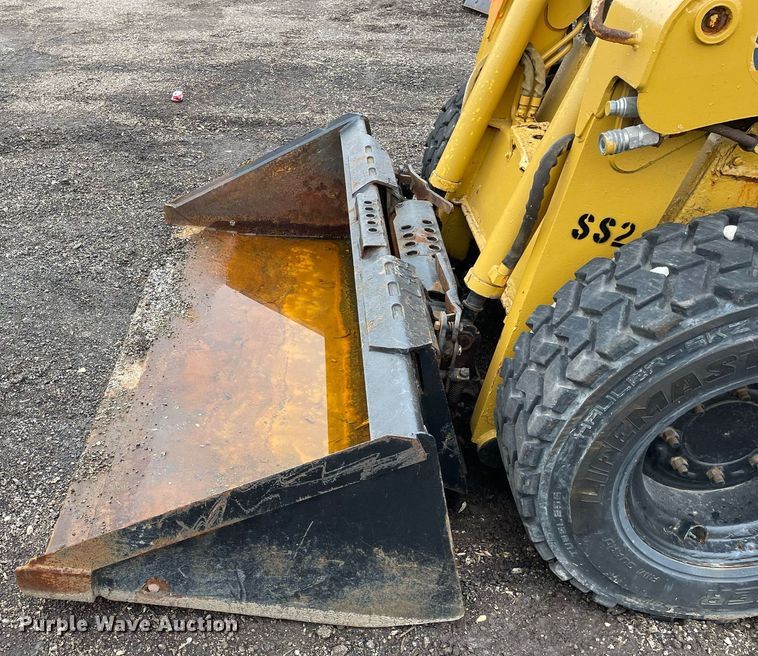 image for item DS5416 2007 Gehl 6640 skid steer loader