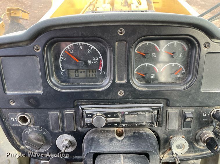 image for item DS5449 2004 Caterpillar  950G  wheel loader