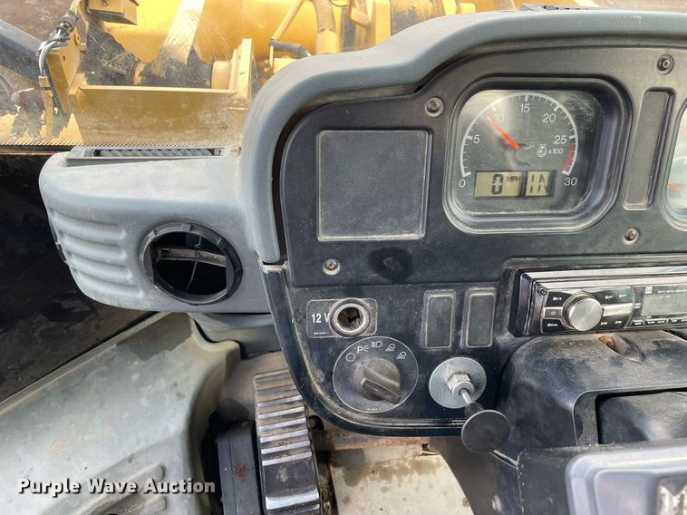 image for item DS5449 2004 Caterpillar  950G  wheel loader