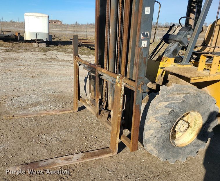 image for item DS7251 Caterpillar  R80 forklift