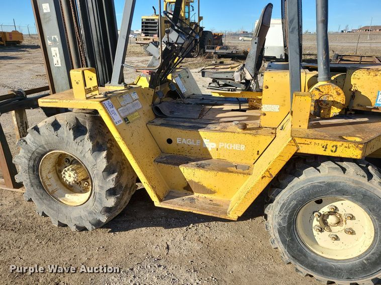 image for item DS7251 Caterpillar  R80 forklift