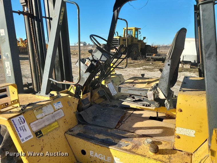 image for item DS7251 Caterpillar  R80 forklift