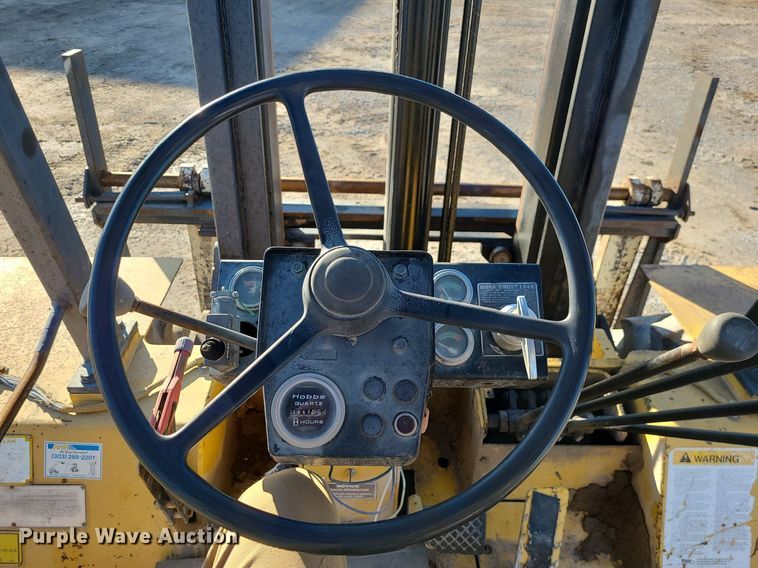 image for item DS7251 Caterpillar  R80 forklift