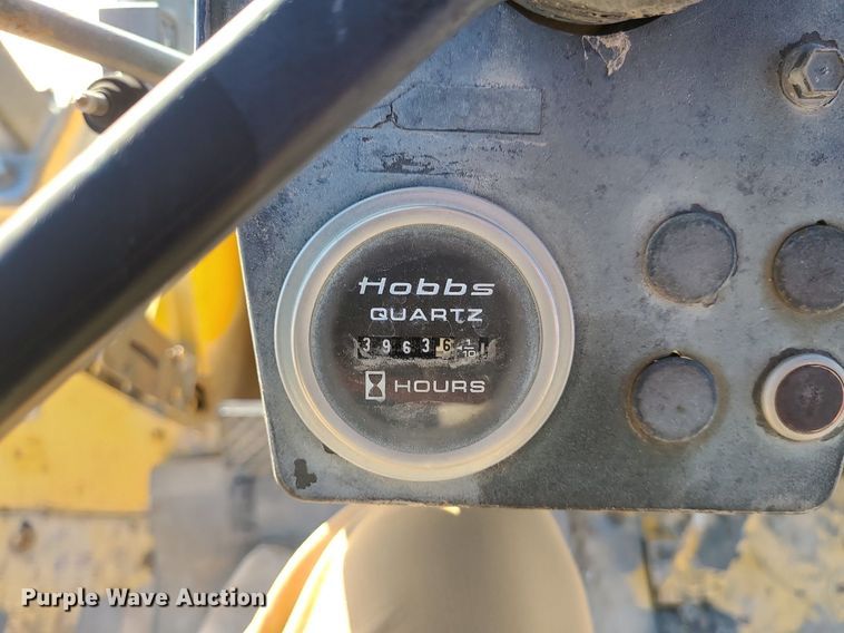 image for item DS7251 Caterpillar  R80 forklift