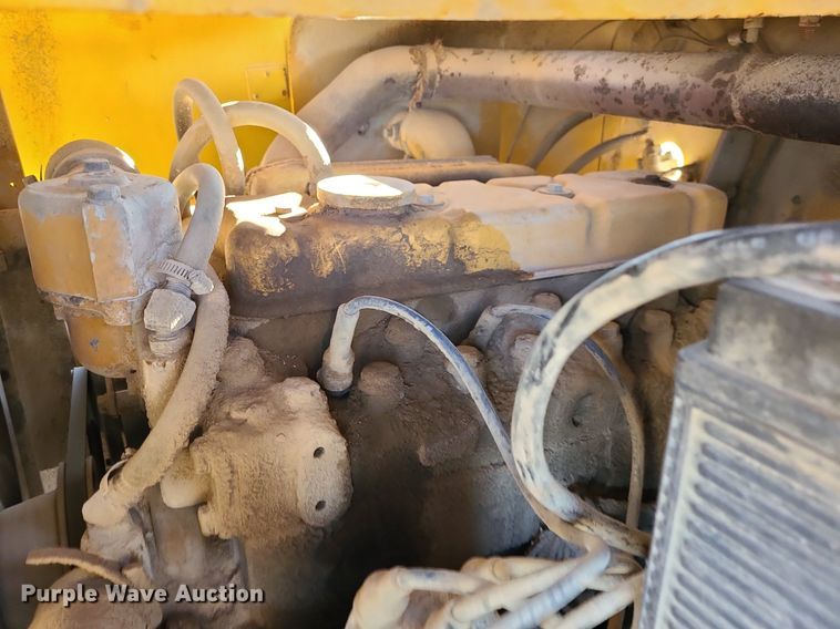 image for item DS7251 Caterpillar  R80 forklift