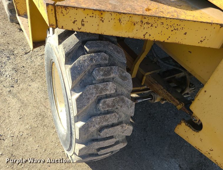 image for item DS7251 Caterpillar  R80 forklift