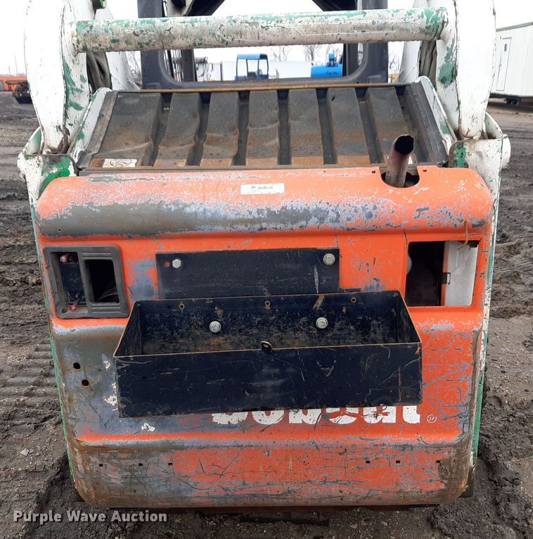 image for item DV9760 2004 Bobcat S175 skid steer loader
