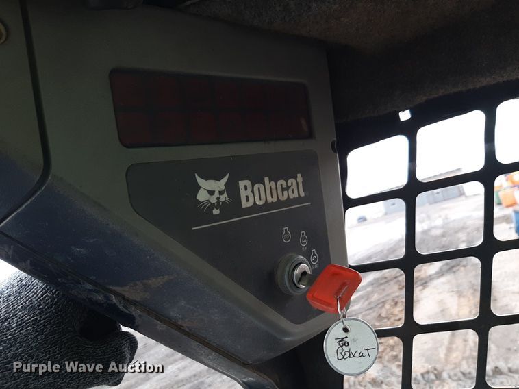 image for item DV9760 2004 Bobcat S175 skid steer loader