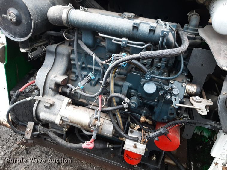 image for item DV9760 2004 Bobcat S175 skid steer loader