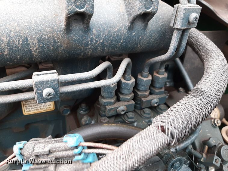 image for item DV9760 2004 Bobcat S175 skid steer loader