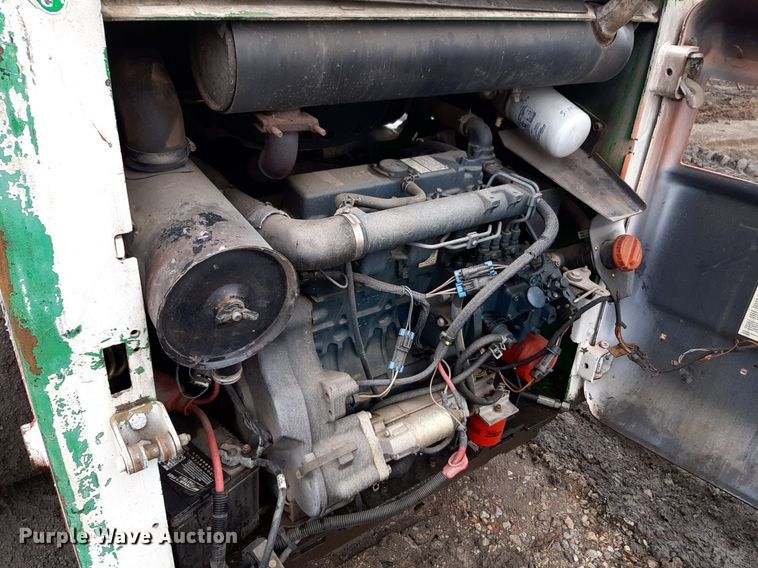 image for item DV9760 2004 Bobcat S175 skid steer loader