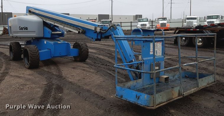 image for item DV9761 2005 Genie S-65 boom lift