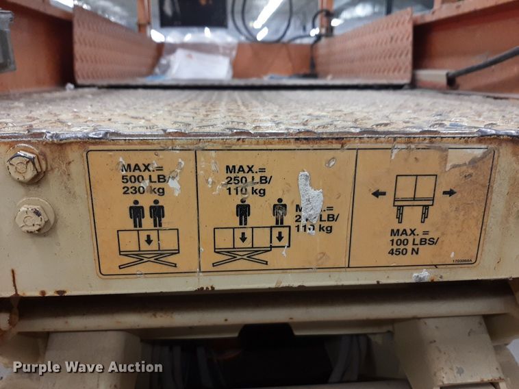 image for item DV9773 JLG 1932E2 scissor lift