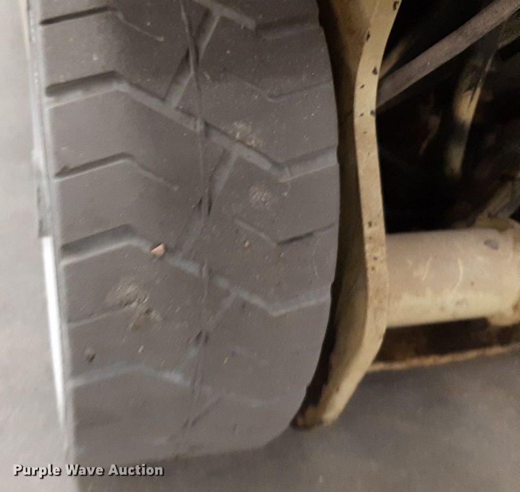 image for item DV9773 JLG 1932E2 scissor lift