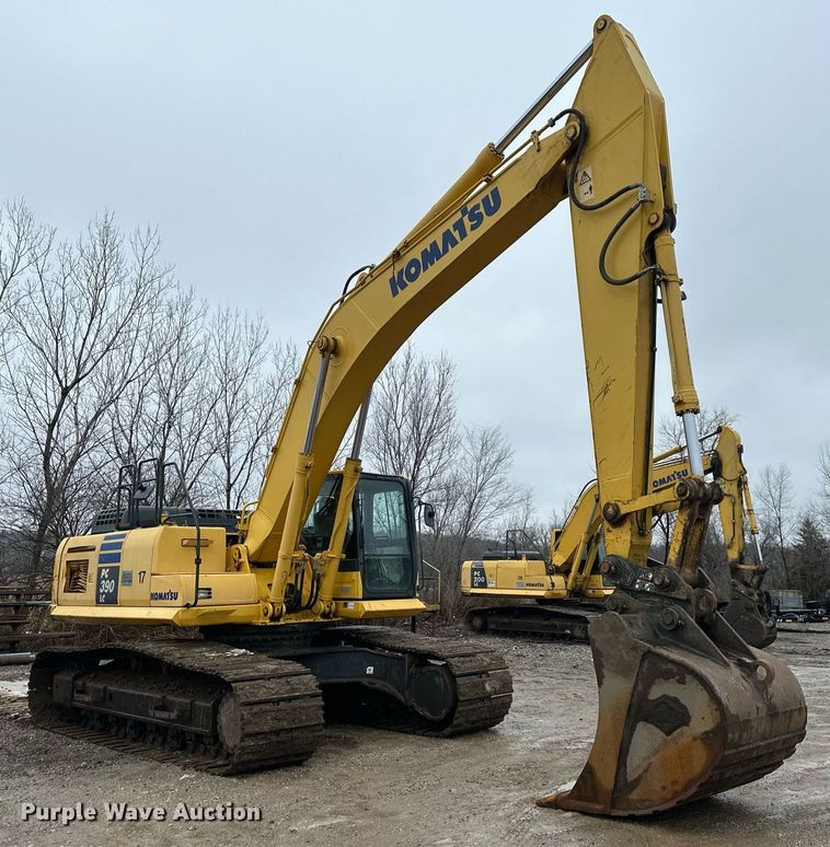 image for item DW2946 2013 Komatsu PC390LC-10 excavator