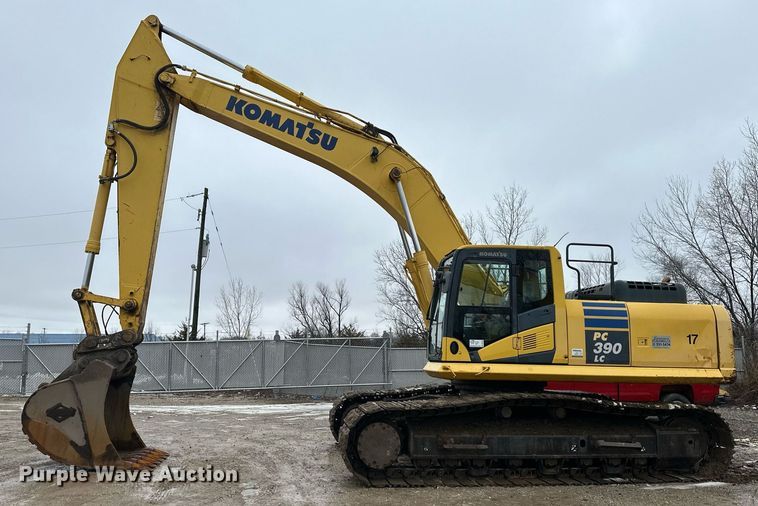 image for item DW2946 2013 Komatsu PC390LC-10 excavator