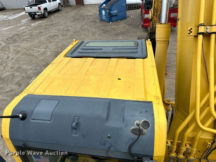 image for item DW2946 2013 Komatsu PC390LC-10 excavator