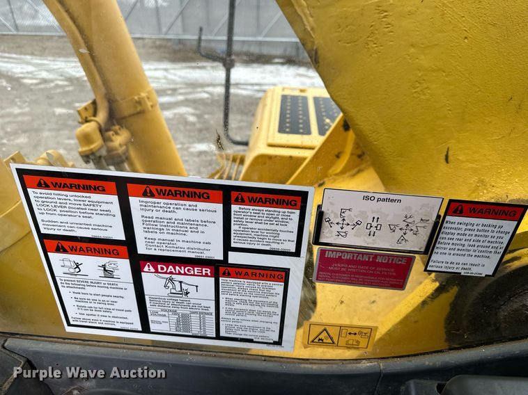 image for item DW2946 2013 Komatsu PC390LC-10 excavator