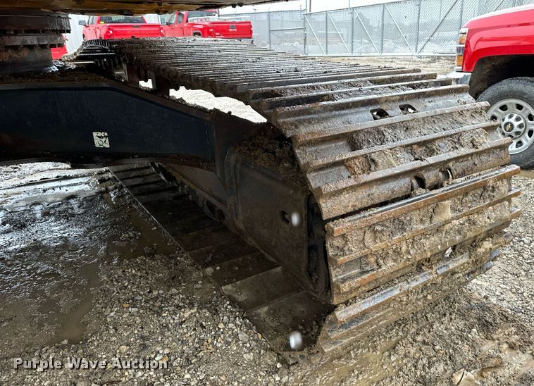 image for item DW2946 2013 Komatsu PC390LC-10 excavator