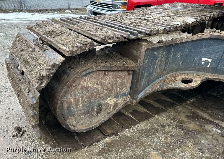 image for item DW2946 2013 Komatsu PC390LC-10 excavator