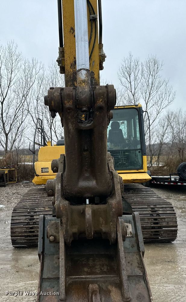 image for item DW2947 2012 Komatsu PC200LC-8 excavator