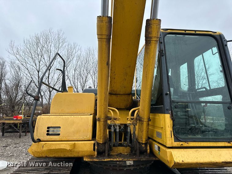 image for item DW2947 2012 Komatsu PC200LC-8 excavator