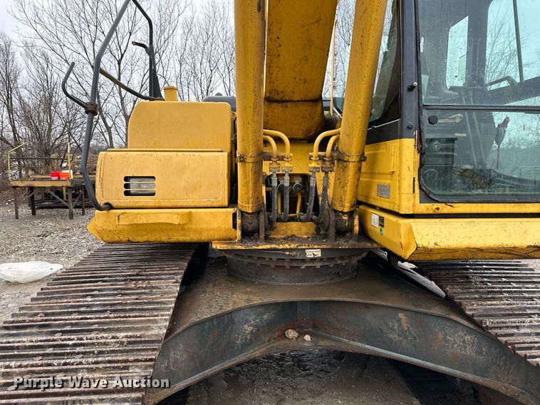 image for item DW2947 2012 Komatsu PC200LC-8 excavator