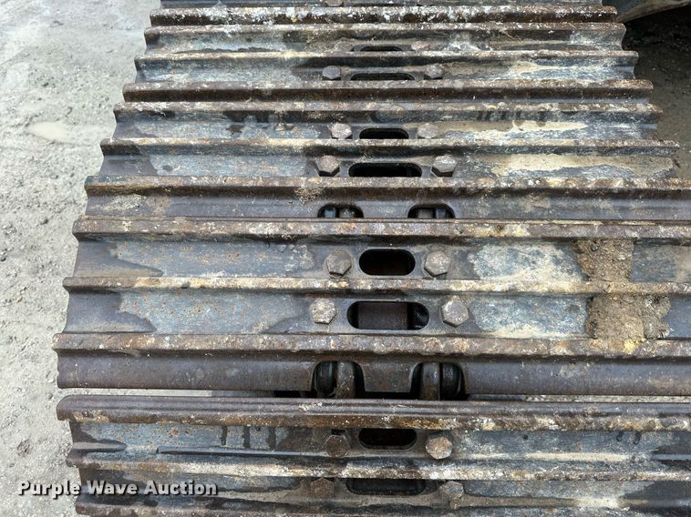 image for item DW2947 2012 Komatsu PC200LC-8 excavator