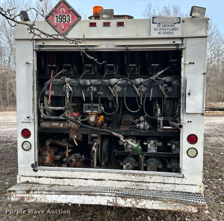 image for item DW2967 2000 Sterling  L-Line fuel truck