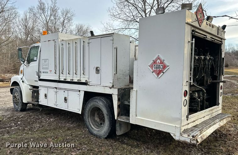 image for item DW2967 2000 Sterling  L-Line fuel truck