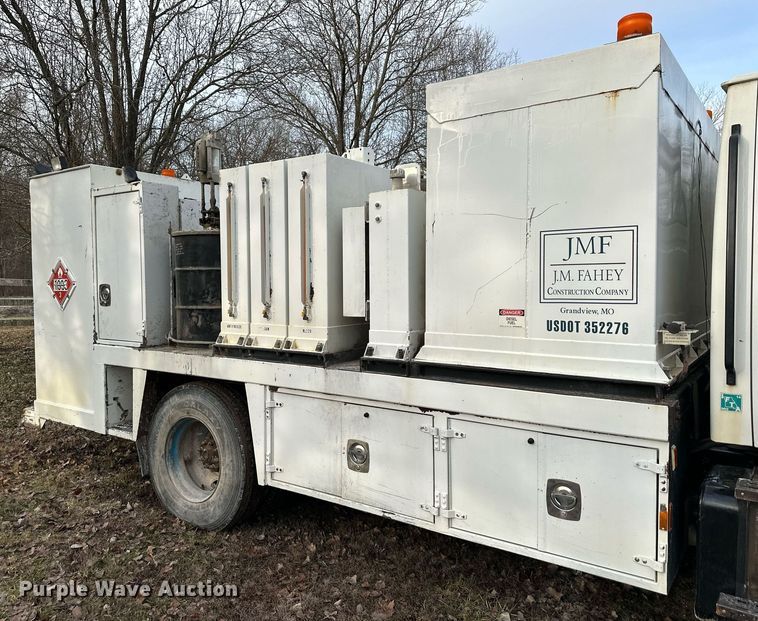 image for item DW2967 2000 Sterling  L-Line fuel truck