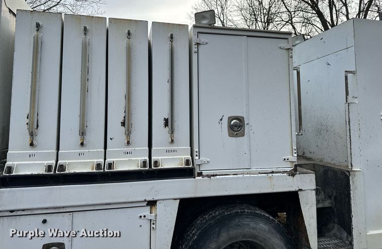 image for item DW2967 2000 Sterling  L-Line fuel truck